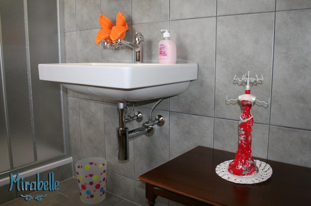 B&B Cafe De La Poste Agettes Zewnętrze zdjęcie